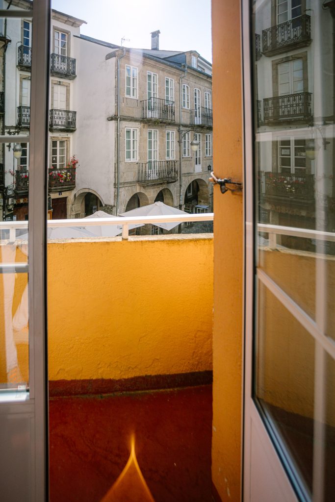 Arde Lucus. Balcón.